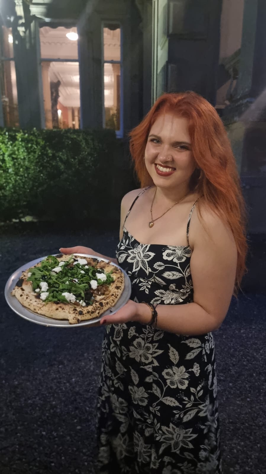 Delicious Neapolitan pizza fresh from the oven